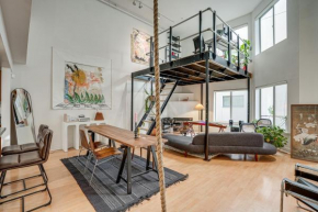 Mid-Century Loft in SoMa - Steps to Caltrain!